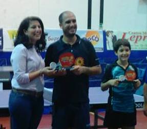 raimondo-e-cappuccio-premiati-da-venuto